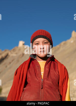 Jeune moine AU BOUDDHA MAITREYA BOUDDHA MAITREYA,TEMPLE,TINGMOSGANG, Ladakh, le Jammu-et-Cachemire Banque D'Images