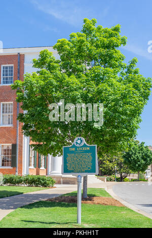 OXFORD, MS/USA - 7 juin 2018 : Le Lycée bâtiment sur le campus de l'Université du Mississippi. Banque D'Images