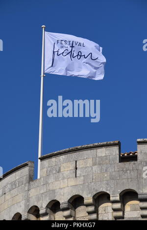 Festival de la fiction de La Rochelle, France, est un concours destiné à initier les professionnels et le public à la nouvelle télévision creations de la saison. Banque D'Images