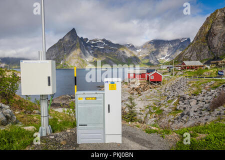 La réalité de la célèbre site touristique à Hamnoy, îles Lofoten, Norvège Banque D'Images