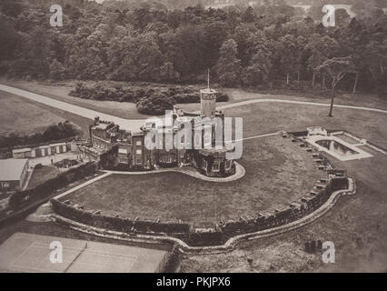 Photo aérienne du Fort du Belvédère Accueil le pays du roi Édouard le huitième en 1936. Plus tard, il a abdiqué le trône après recherche d'épouser Wallis Simpson les divorcés American socialite Banque D'Images