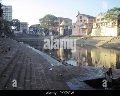 Avis de Banganga tank à Mumbai Banque D'Images