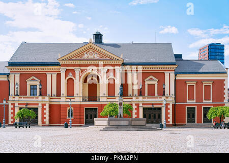 Drama Theatre dans le centre de la vieille ville de Klaipeda en Lituanie, pays d'Europe de l'est sur la mer Baltique Banque D'Images