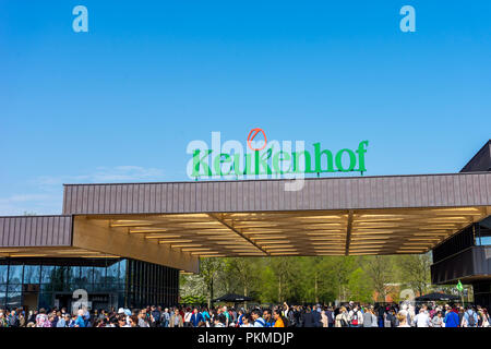 Lisse, Pays-Bas - 22 Avril 2018 : Keukenhoff, l'entrée de la Tulip Gardens Banque D'Images