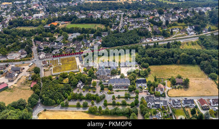 Vue aérienne, monastère cistercien Bochum-Stiepel, Bochum, Ruhr, Rhénanie du Nord-Westphalie, Allemagne Banque D'Images