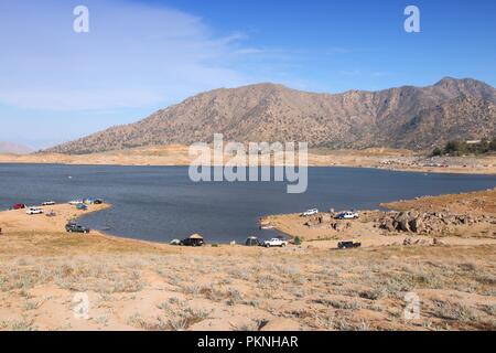 La sécheresse en Californie - faible niveau de Lake Isabella dans Comté de Kern. United States paysage. Banque D'Images