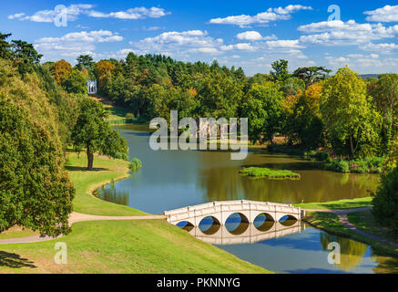 Painshill Park. Banque D'Images