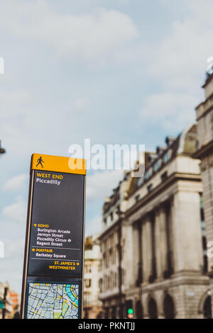 Londres, Royaume-Uni - 23 août 2018 : l'architecture au centre de Londres dans Piccadilly Banque D'Images
