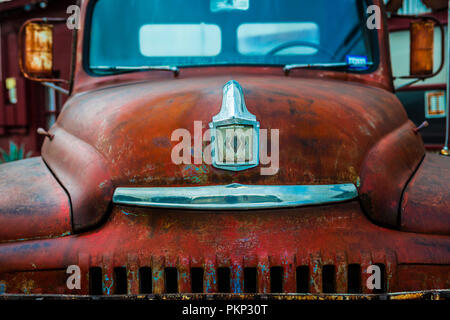 International L-120 camionnette rouge en France Banque D'Images