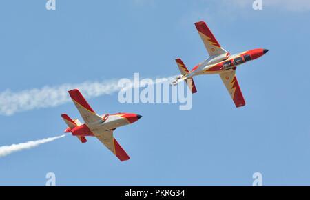 2-Espagnol construit CASA C-101 de l'Aviojets Patrulla Aguila aerobatic display team volant à la Royal International Air Tattoo 2018 Banque D'Images