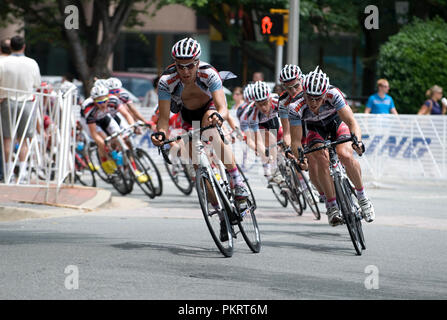 Les hommes pro domaine à l'Air Force Cycling Classic le 13 mai 2010, à Arlington, en Virginie. Banque D'Images