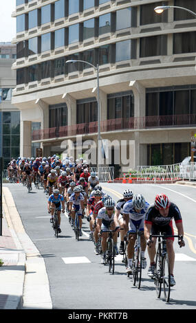 Les hommes pro domaine à l'Air Force Cycling Classic le 13 mai 2010, à Arlington, en Virginie. Banque D'Images