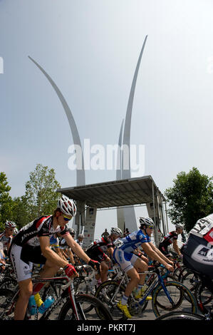 Les hommes pro domaine à l'Air Force Cycling Classic le 13 mai 2010, à Arlington, en Virginie. Banque D'Images