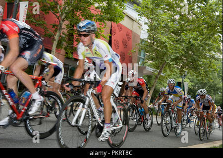 Les hommes pro domaine à l'Air Force Cycling Classic le 13 mai 2010, à Arlington, en Virginie. Banque D'Images