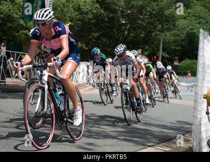 Le womens pro domaine à l'Air Force Cycling Classic le 13 mai 2010, à Arlington, en Virginie. Banque D'Images