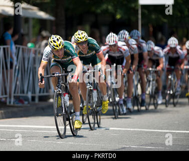 Les hommes pro champ pendant l'Air Force Cycling Classic Clarendon Cup le 12 mai 2010, à Arlington, en Virginie. Banque D'Images