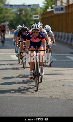 Le Womens pro champ pendant l'Air Force Cycling Classic Clarendon Cup le 12 mai 2010, à Arlington, en Virginie. Banque D'Images