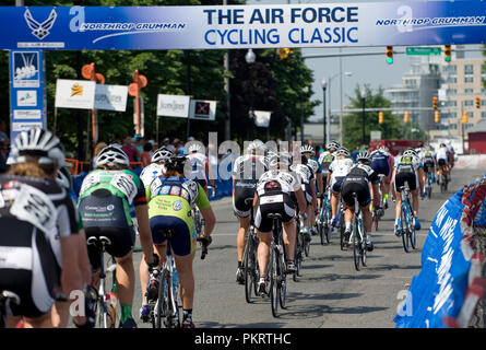 Le Womens pro champ pendant l'Air Force Cycling Classic Clarendon Cup le 12 mai 2010, à Arlington, en Virginie. Banque D'Images