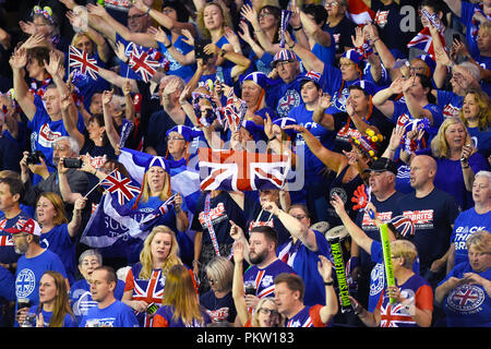 Grande-bretagne les fans lors de la deuxième journée de la Coupe Davis au Emirates Arena, Glasgow. Banque D'Images