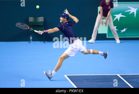 La société britannique Jamie Murray en action lors de la deuxième journée de la Coupe Davis au Emirates Arena, Glasgow. Banque D'Images