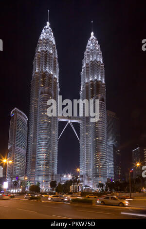 Tours Petronas de nuit, Kuala Lumpur, Malaisie. Banque D'Images