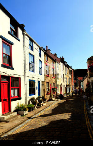 Rue Pavée Staithes sur la côte du Yorkshire du Nord Banque D'Images