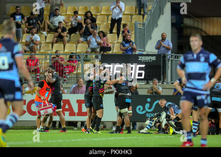 Parme, Italie. 15 Septembre, 2018. La Zèbre célèbre la mêlée essayez gagnant dans le match contre les Cardiff Blues en GuinnessPro14 2018/2019©Massimiliano Carnabuci/Alamy live news Banque D'Images