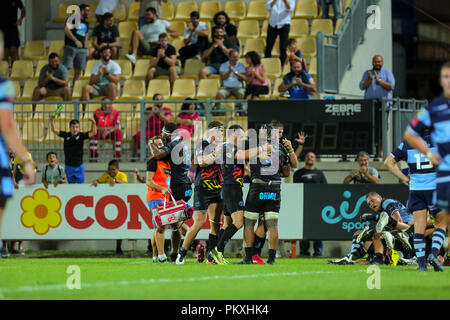 Parme, Italie. 15 Septembre, 2018. La Zèbre célèbre la mêlée essayez gagnant dans le match contre les Cardiff Blues en GuinnessPro14 2018/2019©Massimiliano Carnabuci/Alamy live news Banque D'Images