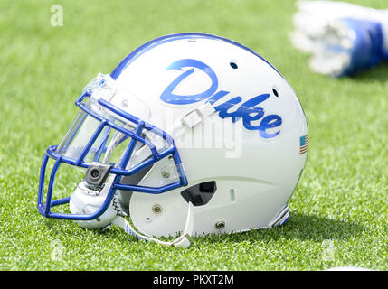 Waco, Texas, USA. 15 Sep, 2018. Duke Blue Devils casque avant la NCAA Football match entre le Duc et les Blue Devils Baylor Bears à McLane Stadium à Waco, Texas. Matthew Lynch/CSM/Alamy Live News Banque D'Images