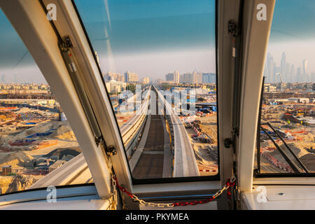 Le Monorail de Palm Jumeirah à Dubai Banque D'Images