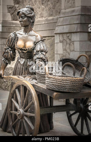 Statue de Molly Malone, Suffolk Street, Dublin, Irlande, Europe. Banque D'Images