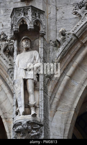 Statues sur les murs de l'hôtel de ville de Bruxelles, Belgique Banque D'Images