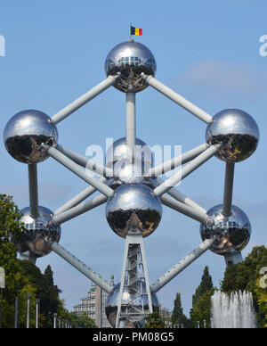 Bruxelles, Belgique - 19 août 2018 : Atomium bâtiment construit pour Expo 58, l'Exposition Universelle de Bruxelles de 1958, à Bruxelles, Belgique. Banque D'Images