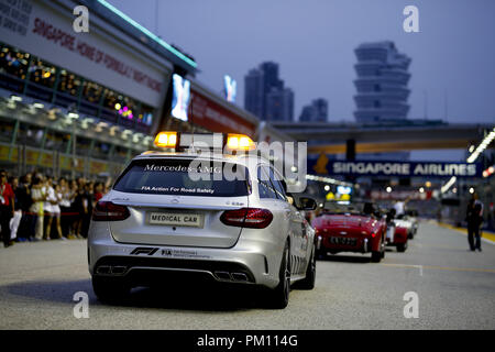 Singapour, Singapour. 16 Sep, 2018. Sport Automobile : Championnat du Monde de Formule 1 de la FIA 2018, Grand Prix de Singapour, Voiture médicale 16.09.2018. Utilisation dans le monde entier | Credit : dpa/Alamy Live News Banque D'Images