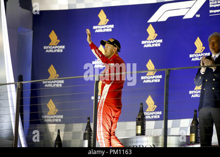 Singapour, Singapour. 16 Sep, 2018. Sport Automobile : Championnat du Monde de Formule 1 de la FIA 2018, Grand Prix de Singapour, # 5 Sebastian Vettel (GER, Scuderia Ferrari), 16.09.2018. Utilisation dans le monde entier | Credit : dpa/Alamy Live News Banque D'Images