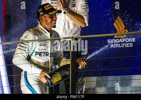 Singapour, Singapour. 16 Sep, 2018. Sport Automobile : Championnat du Monde de Formule 1 de la FIA 2018, Grand Prix de Singapour, # 44 Lewis Hamilton (GBR, Mercedes AMG Petronas Motorsport), 16.09.2018. Utilisation dans le monde entier | Credit : dpa/Alamy Live News Banque D'Images