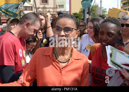 Sao Paulo, Brésil. 16 septembre 2018. Le candidat présidentiel Marina Silva (REDE) fait campagne le dimanche après-midi (16) dans le quartier de Liberdade, zone centrale de São Paulo (SP). (Photo : Caio Rocha/Fotoarena) Crédit : Foto Arena LTDA/Alamy Live News Banque D'Images