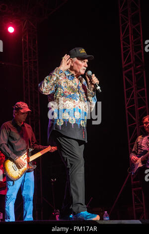 Hutchinson, Kansas, États-Unis, le 15 septembre 2018 Mike Love mène les Beach Boys dans le concert de ce soir sur la scène de l'arène sans fil à l'Nex-Tech Kansas State Fair. Credit : mark reinstein/Alamy Live News Banque D'Images