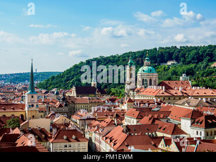 Mala Strana, petite ville, elevated view, Prague, République tchèque, Région de Bohême Banque D'Images