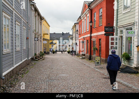 Rue pavée de la vieille ville de Porvoo Finlande Banque D'Images