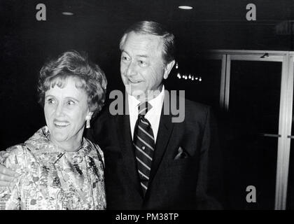 Robert Young, vers 1970. Référence de fichier #  1240 001THA © CCR /Le Hollywood Archive - Tous droits réservés Banque D'Images