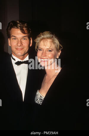 Patrick Swayze et sa femme, Lisa Niemi, vers 1996. Référence de fichier #  1288 001THA Banque D'Images