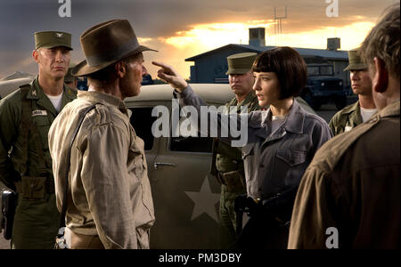 'Indiana Jones et le Royaume du Crâne de Cristal' Igor Jijikine, Harrison Ford, Cate Blanchett, Ray Winstone © 2008 Lucasfilm Ltd. Photo de David James Banque D'Images