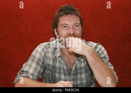 Sam Worthington 'la dette Session de portrait, le 14 septembre 2010. La reproduction par les tabloïds américains est absolument interdit. Référence #  30488 Fichier 033CCR pour un usage éditorial uniquement - Tous droits réservés Banque D'Images