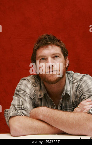Sam Worthington 'la dette Session de portrait, le 14 septembre 2010. La reproduction par les tabloïds américains est absolument interdit. Référence #  30488 Fichier 050CCR pour un usage éditorial uniquement - Tous droits réservés Banque D'Images