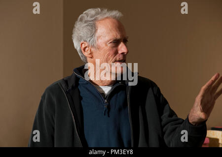 CLINT EASTWOOD sur le plateau pendant le tournage de Warner Bros Pictures, "théâtre", ci-après un communiqué de Warner Bros Pictures. Banque D'Images