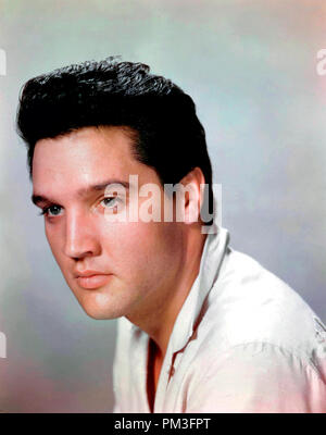 Elvis Presley vers 1958. Référence #  30732 Fichier 150THA Banque D'Images
