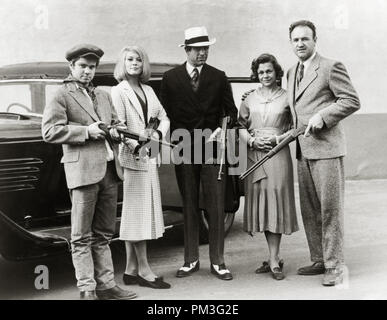 Michael J. Pollard, Faye Dunaway, Warren Beatty, Estelle Parsons et Gene Hackman, 'Bonnie & Clyde', 1967. Columbia / Tristar référence #  30732 Fichier 347THA Banque D'Images