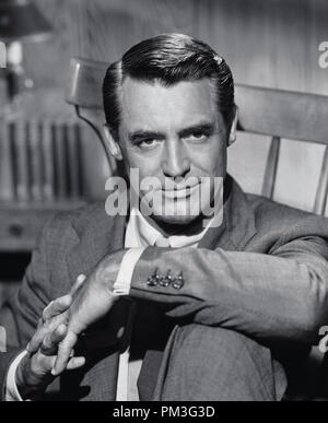 Cary Grant, vers 1950. Référence #  30732 Fichier 373THA Banque D'Images