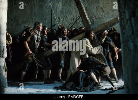 Photo du film de 'La Passion du Christ' James Caviezel Crédit Photo : Philippe Antonello © 2004 Fichier Icône Référence #  307351079THA pour un usage éditorial uniquement - Tous droits réservés Banque D'Images